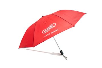 Autodrom roter Regenschirm