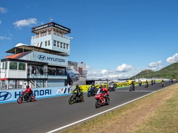 Bike Entry – na motorce do Mostu na WorldSBK