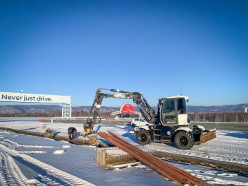 Hašení elektromobilů, posílená bezpečnost a umělá inteligence. Autodrom Most se chystá na sezónu 2024 Hašení elektromobilů, posílená bezpečnost a umělá inteligence. Autodrom Most se chystá na sezónu 2024