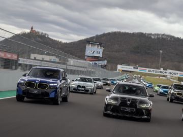 Nové BMW XM budilo při své premiéře na BMW ///M Day 2023 zaslouženou pozornost Nové BMW XM budilo při své premiéře na BMW ///M Day 2023 zaslouženou pozornost