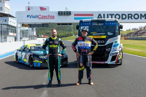 Famous personalities tried out NASCAR before the race weekend. Former F1 driver will also be at the start Famous personalities tried out NASCAR before the race weekend. Former F1 driver will also be at the start